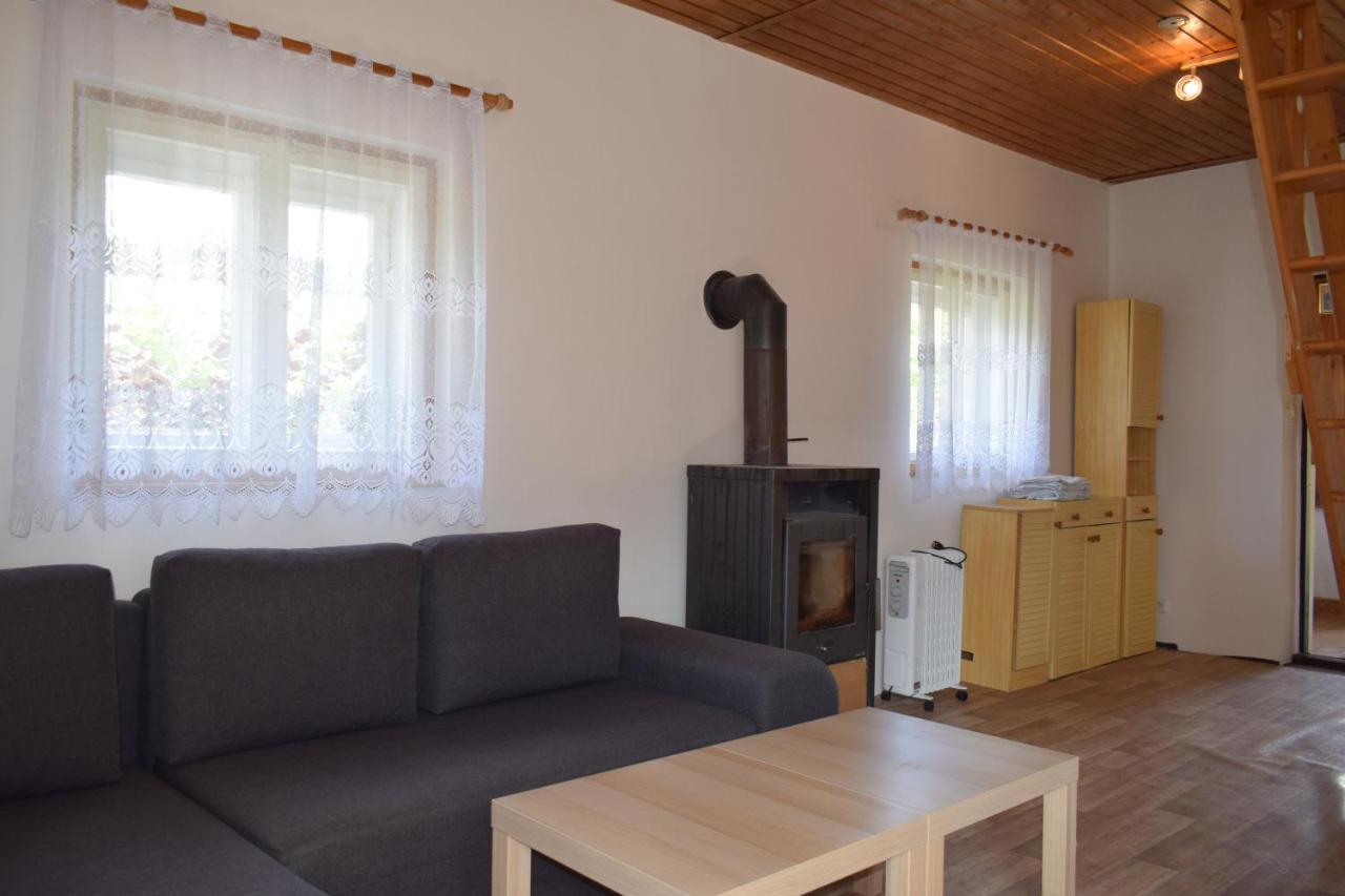 Chata Janov Apartment Екстериор снимка