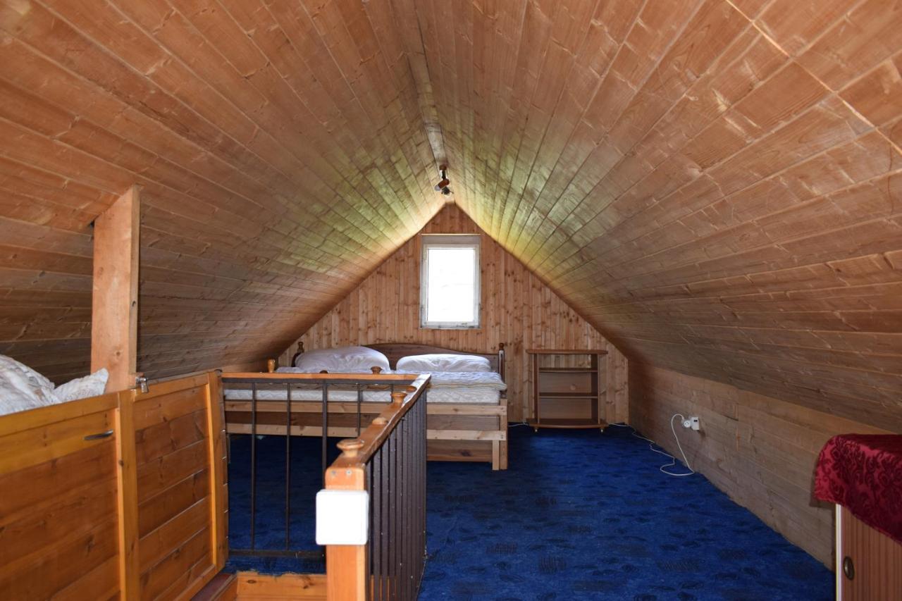 Chata Janov Apartment Екстериор снимка